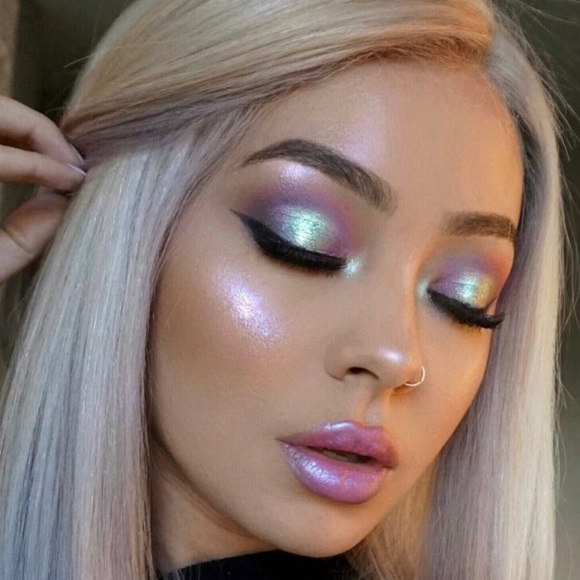 Stila Other - Stila Heaven’s Hue Highlighter